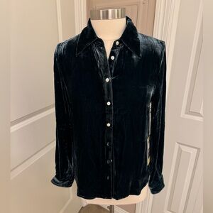 TROVATA Velvet Button-Up Shirt